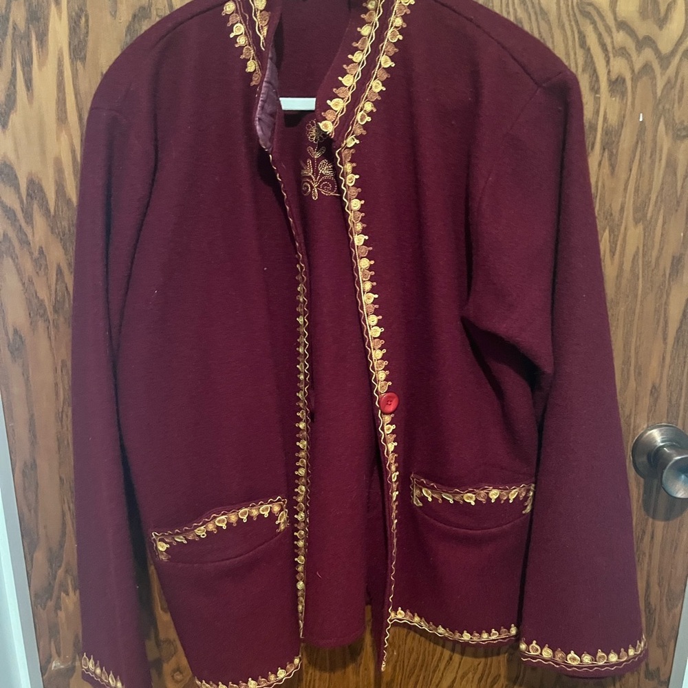 Elegant Burgundy Jacket with Gold Accents